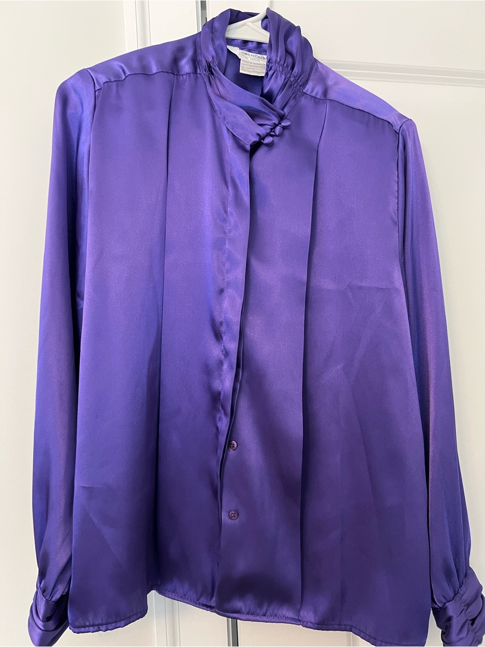 Vintage 80’s Silk-Feel Purple Button-Up Blouse (10)